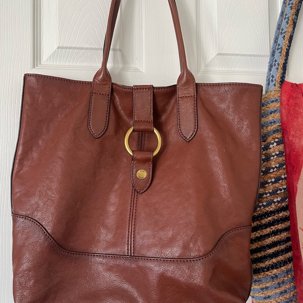 Frye tote